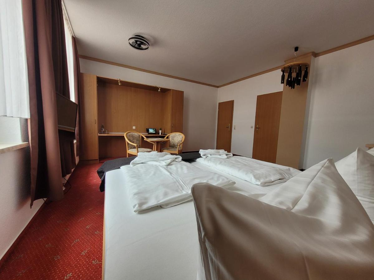וארן Hotel Am Brauhaus מראה חיצוני תמונה