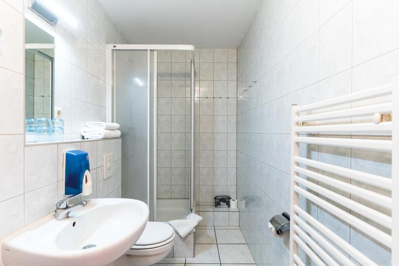 וארן Hotel Am Brauhaus מראה חיצוני תמונה